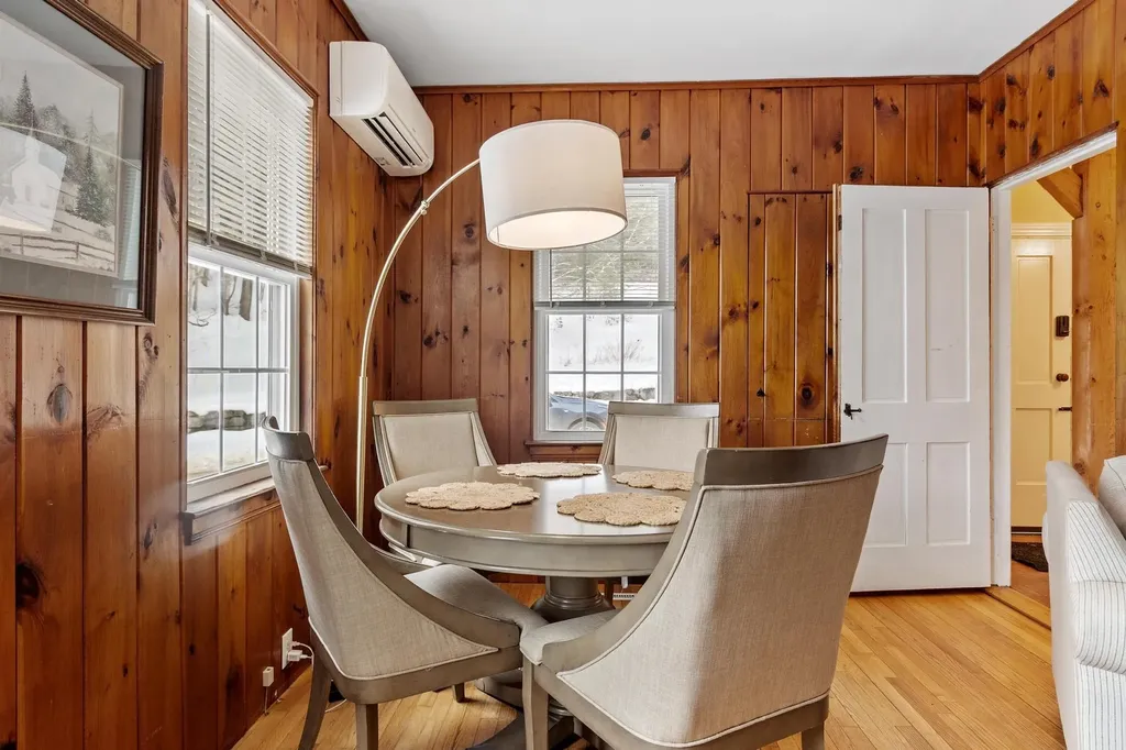 196 South Road Swanzey NH 03446