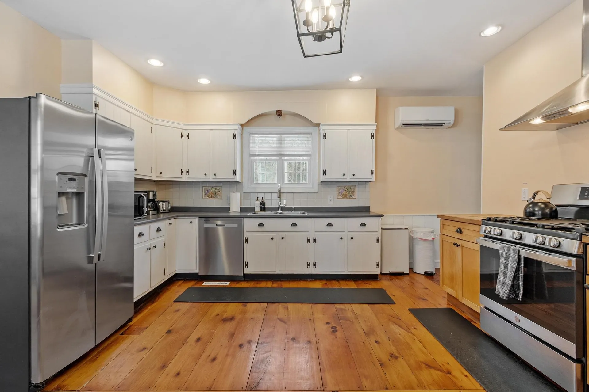 196 South Road Swanzey NH 03446