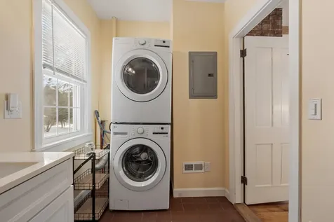 196 South Road Swanzey NH 03446