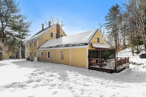 196 South Road Swanzey NH 03446