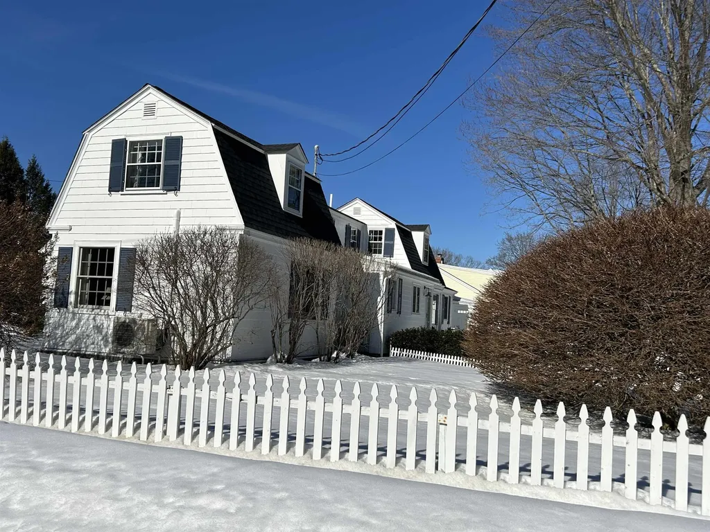 3 Wheelwright Avenue Exeter NH 03833