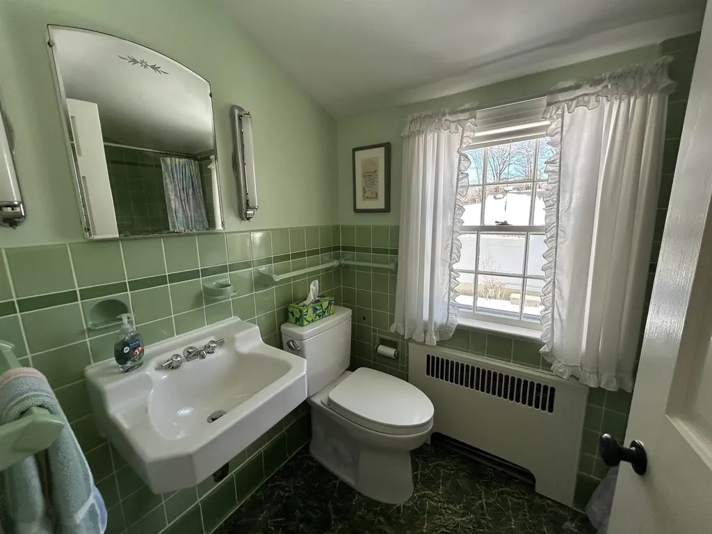 3 Wheelwright Avenue Exeter NH 03833