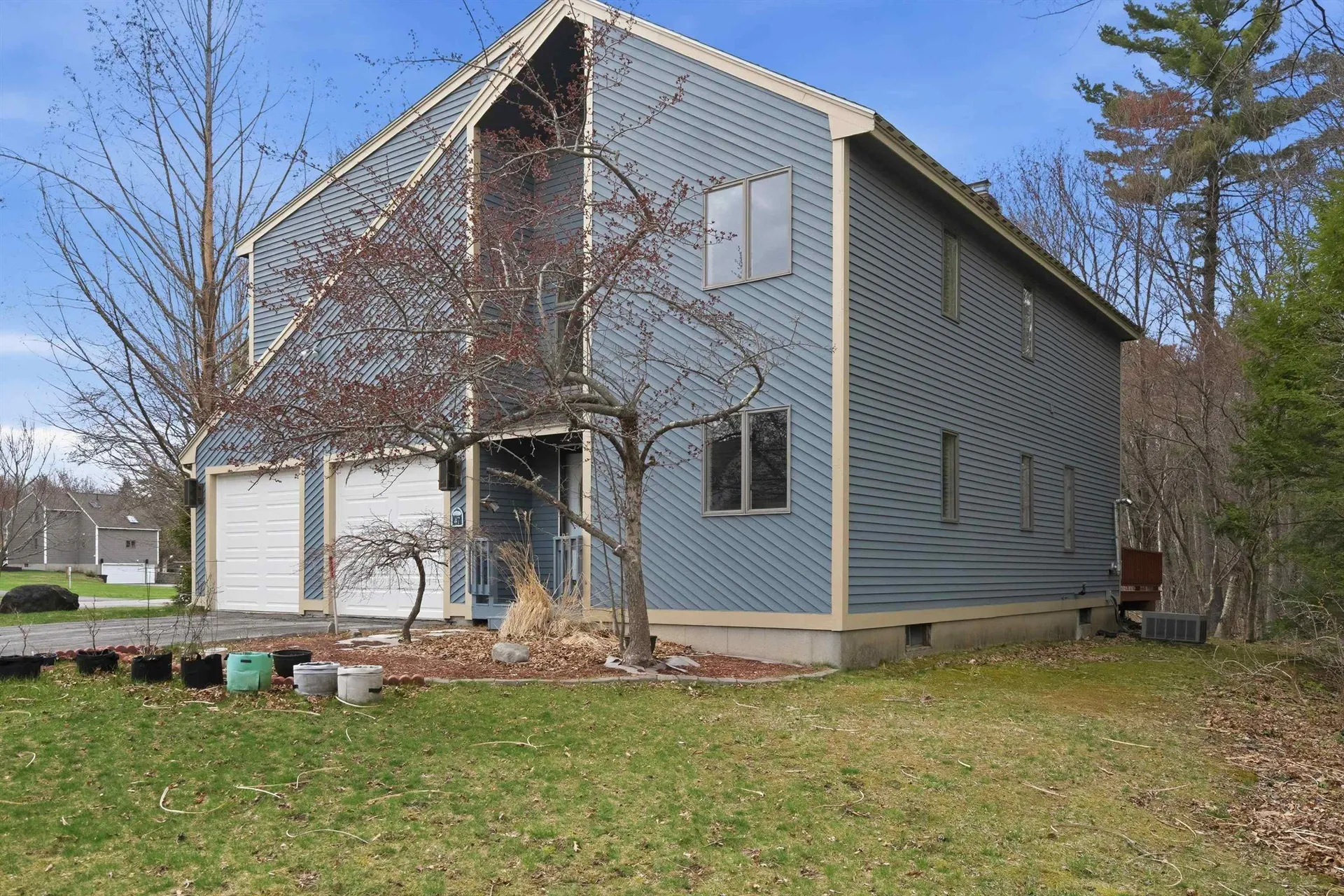 47 Drew Woods Drive Derry NH 03038