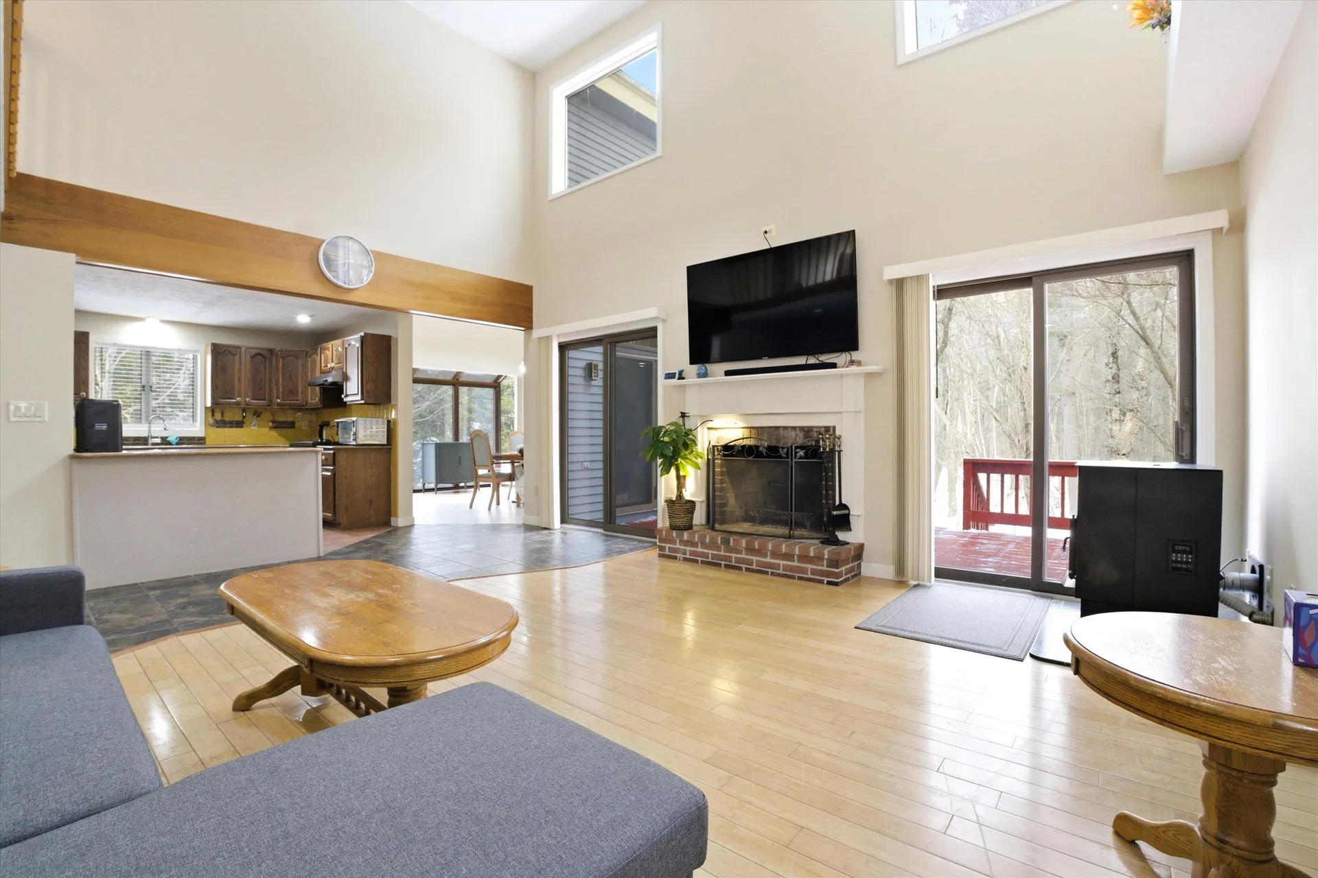 47 Drew Woods Drive Derry NH 03038