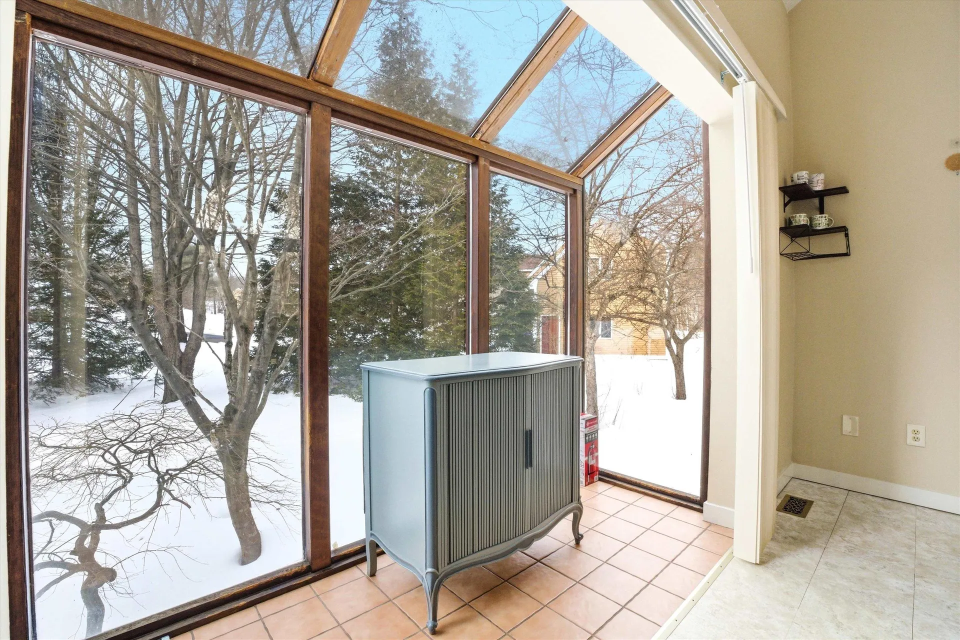 47 Drew Woods Drive Derry NH 03038