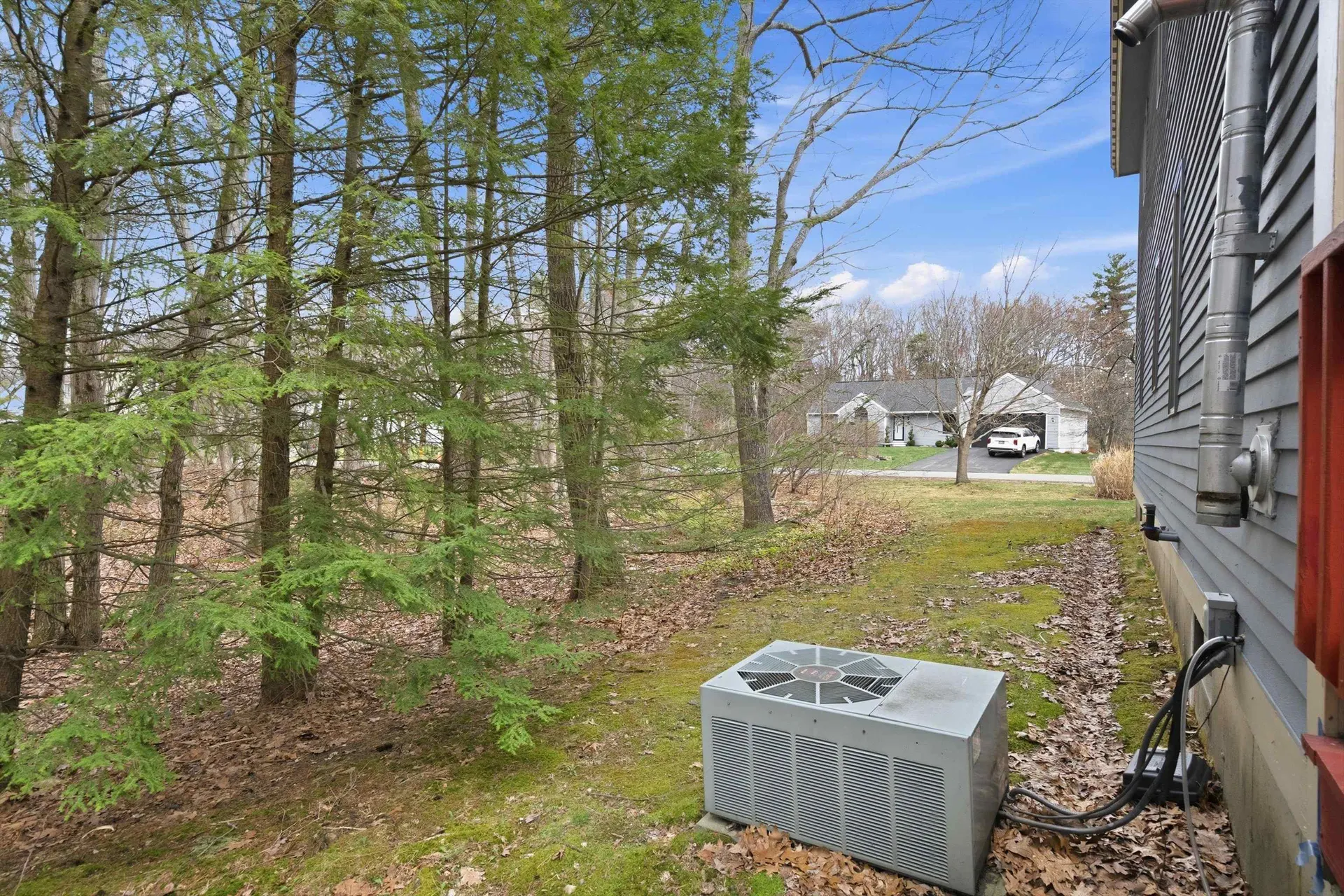 47 Drew Woods Drive Derry NH 03038