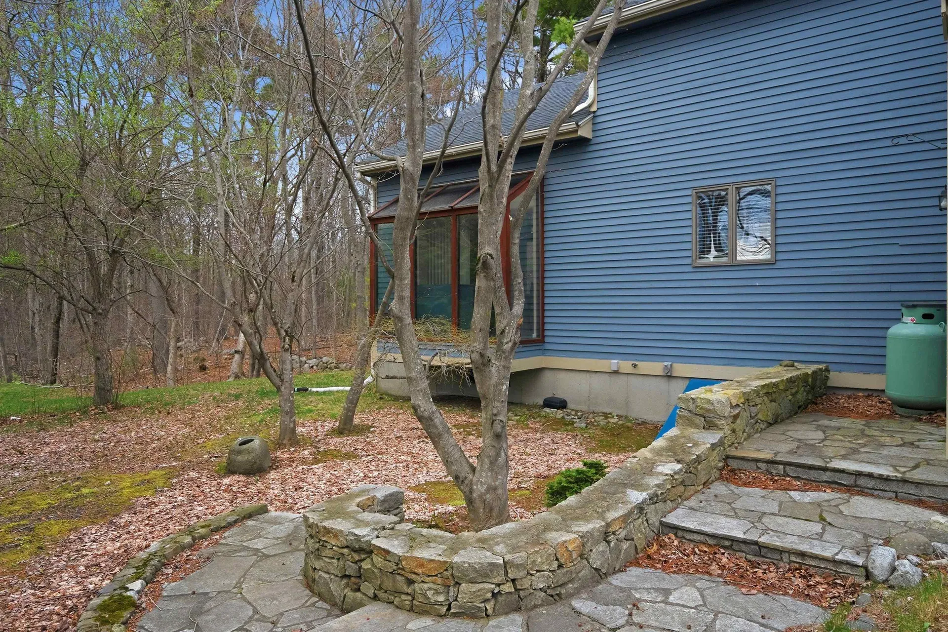 47 Drew Woods Drive Derry NH 03038