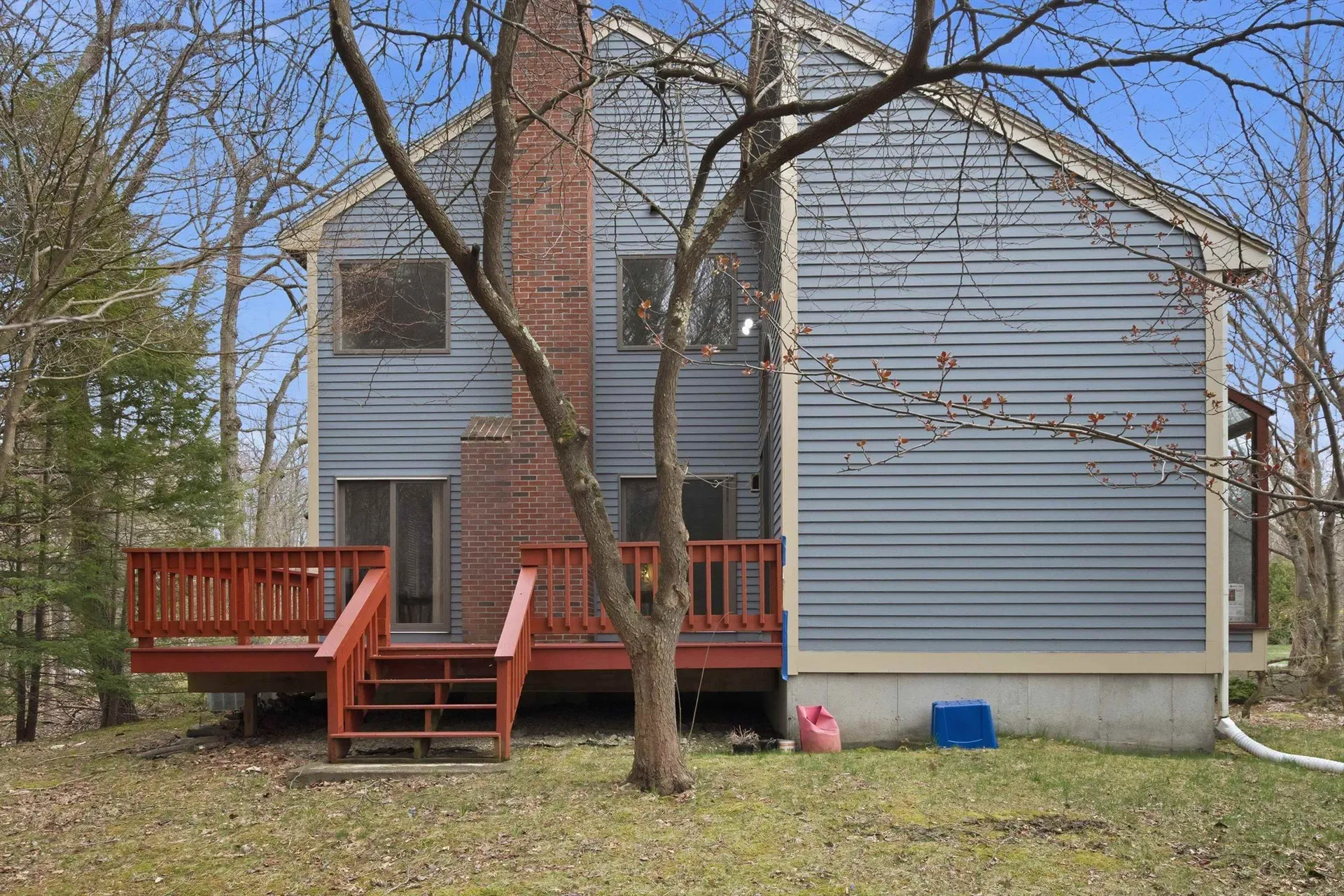 47 Drew Woods Drive Derry NH 03038