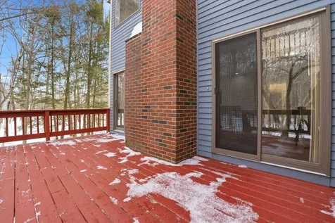 47 Drew Woods Drive Derry NH 03038