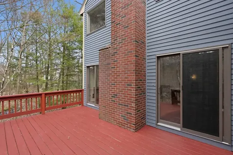 47 Drew Woods Drive Derry NH 03038