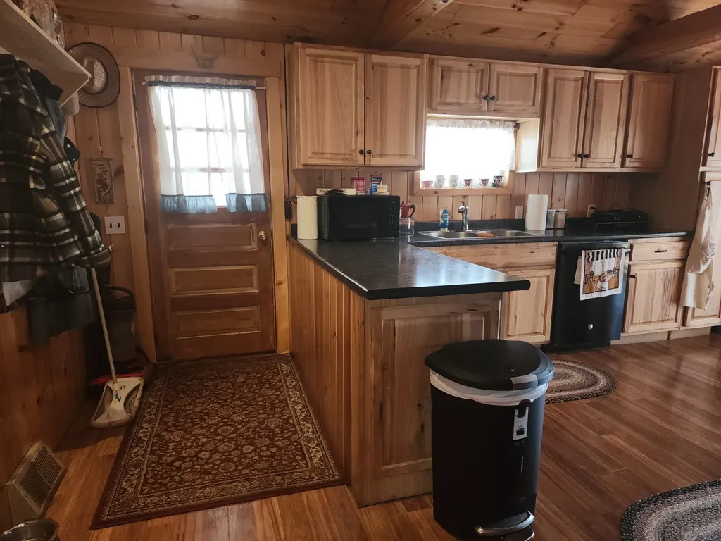 650 Valley Road Morgan VT 05853