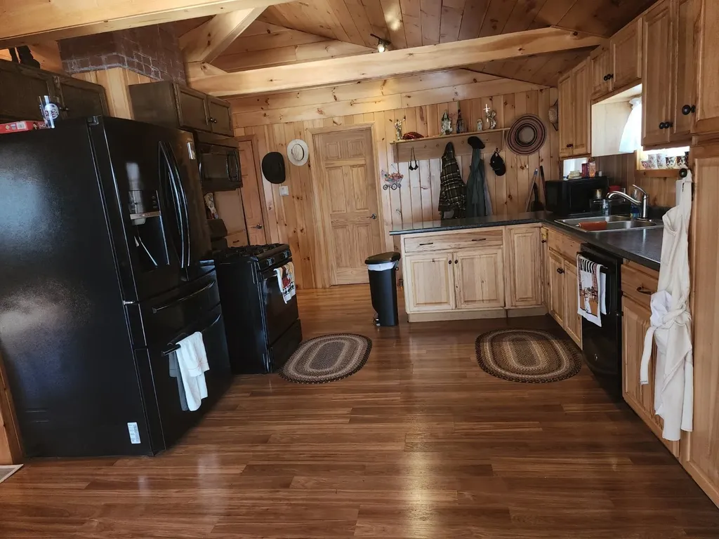 650 Valley Road Morgan VT 05853