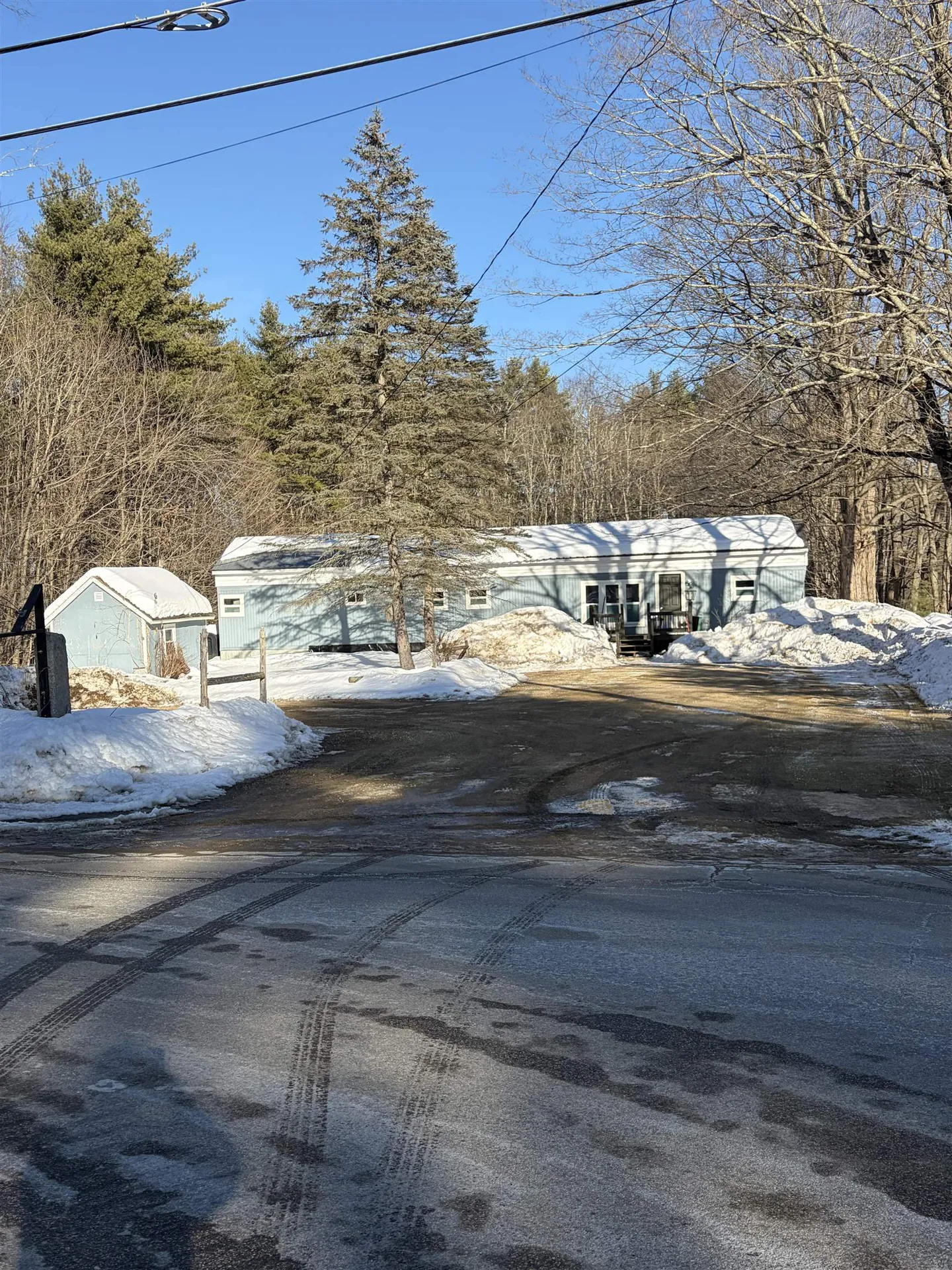 Brentwood NH, 263 Pickpocket Road