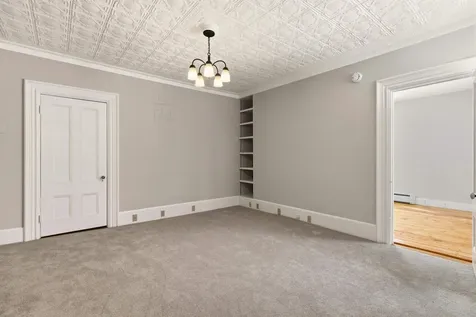 113 Railroad Avenue Epping NH 03042