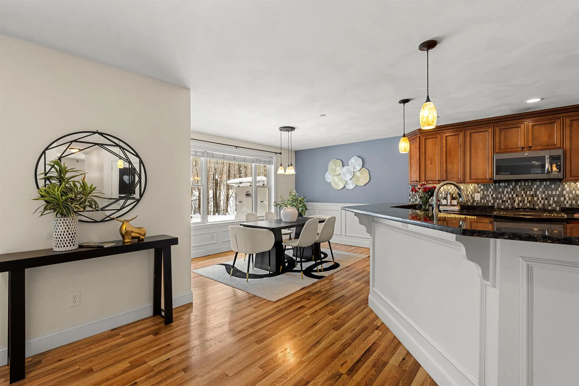 5 Senter Farm Road Hudson NH 03051