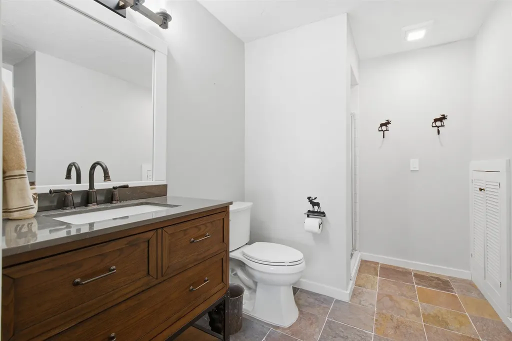 11 Portside Drive Moultonborough NH 03254