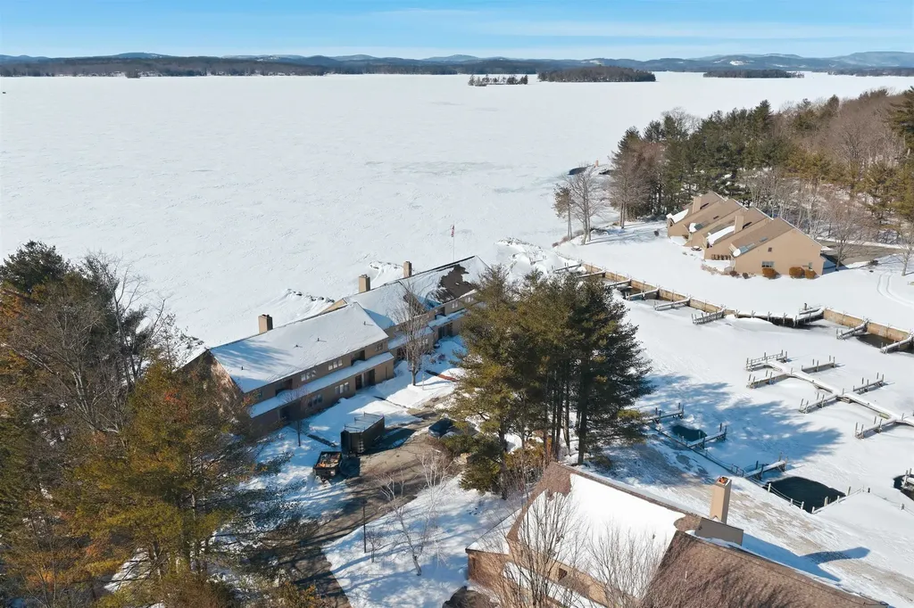 11 Portside Drive Moultonborough NH 03254
