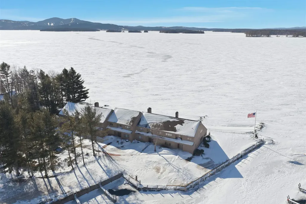 11 Portside Drive Moultonborough NH 03254