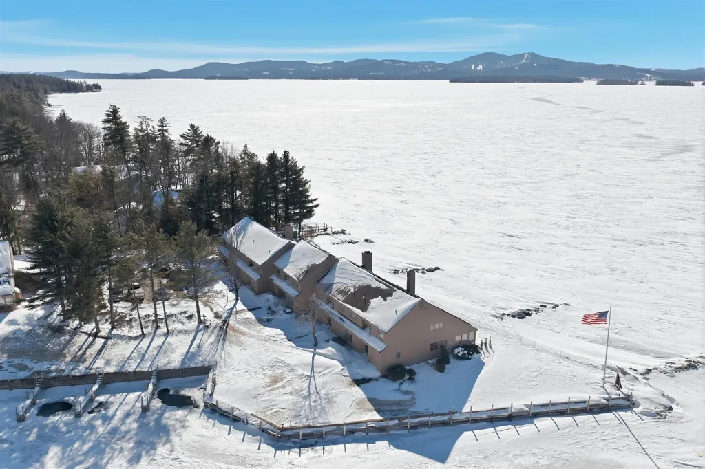 11 Portside Drive Moultonborough NH 03254