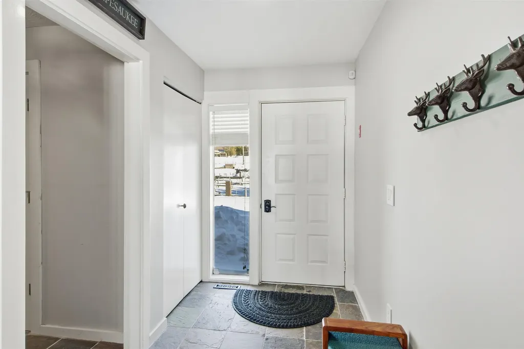 11 Portside Drive Moultonborough NH 03254