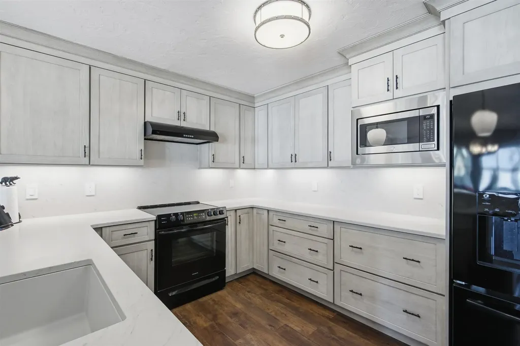 11 Portside Drive Moultonborough NH 03254