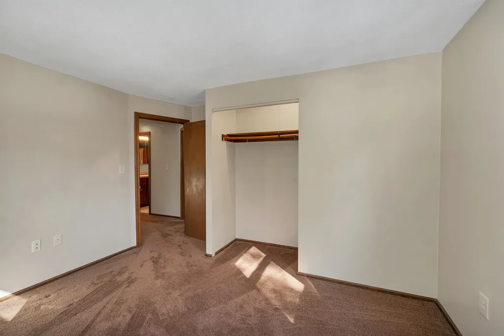 5 Hidden Valley Road Windham NH 03087