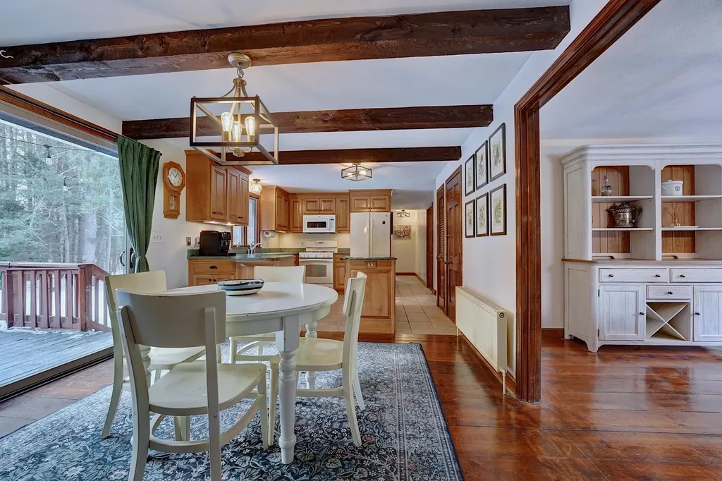 120 Exeter Road North Hampton NH 03862