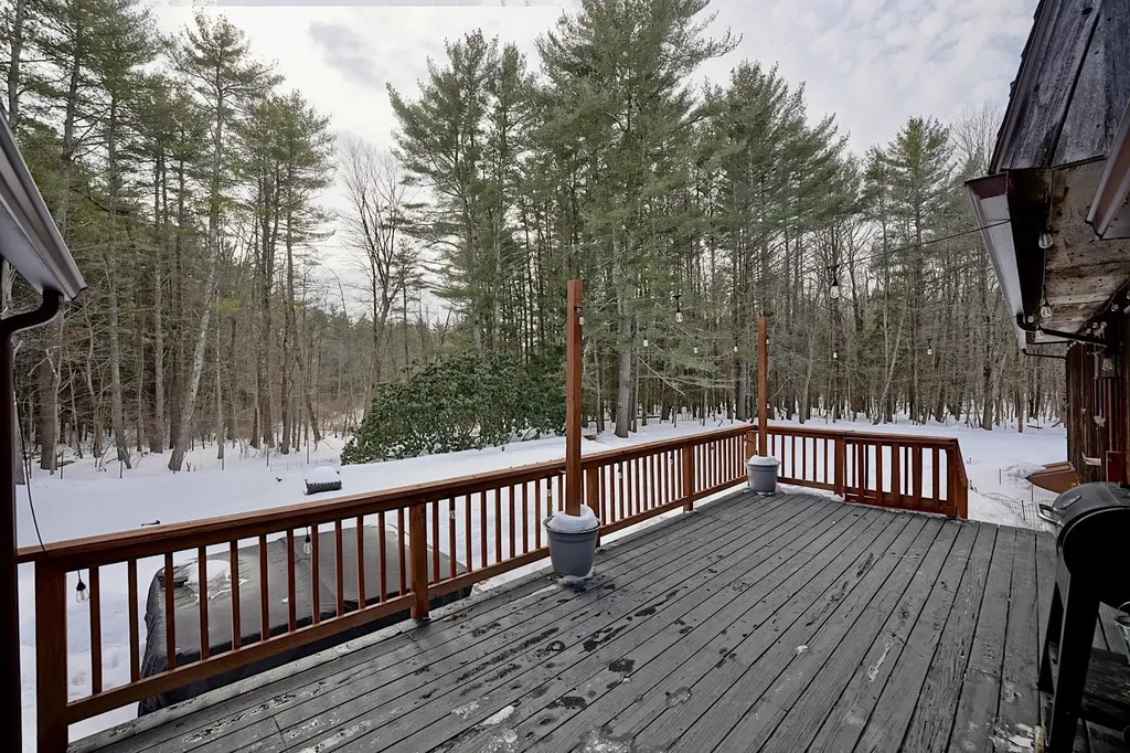 120 Exeter Road North Hampton NH 03862