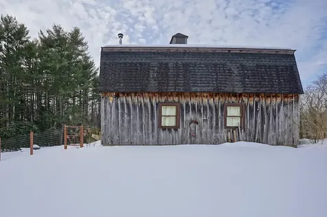 120 Exeter Road North Hampton NH 03862