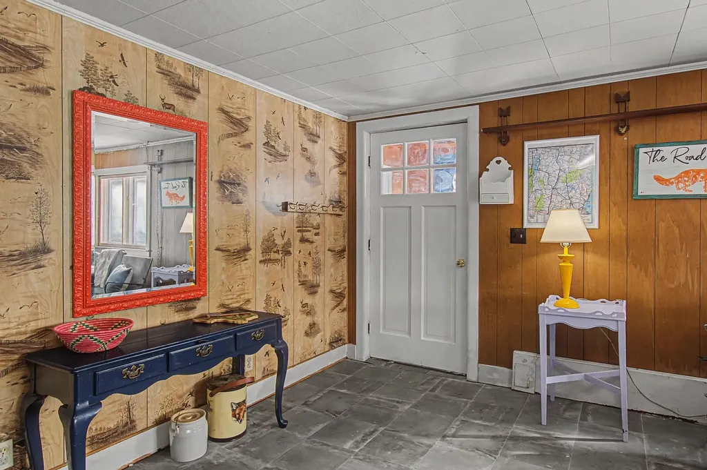 422 Us Route 2 Middlesex VT 05602