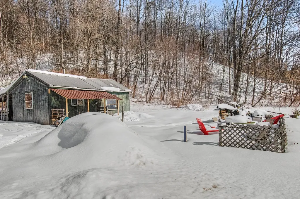 422 Us Route 2 Middlesex VT 05602