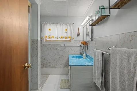 422 Us Route 2 Middlesex VT 05602