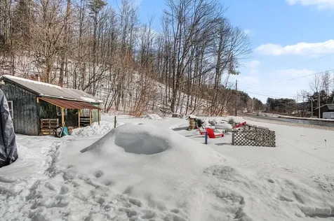 422 Us Route 2 Middlesex VT 05602