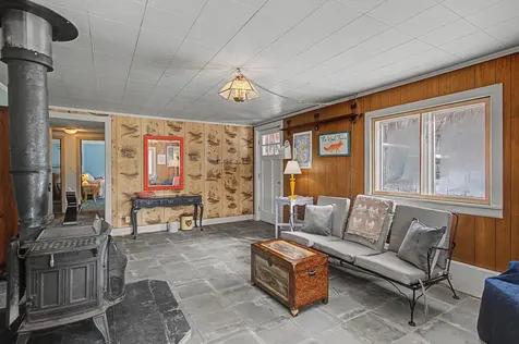 422 Us Route 2 Middlesex VT 05602