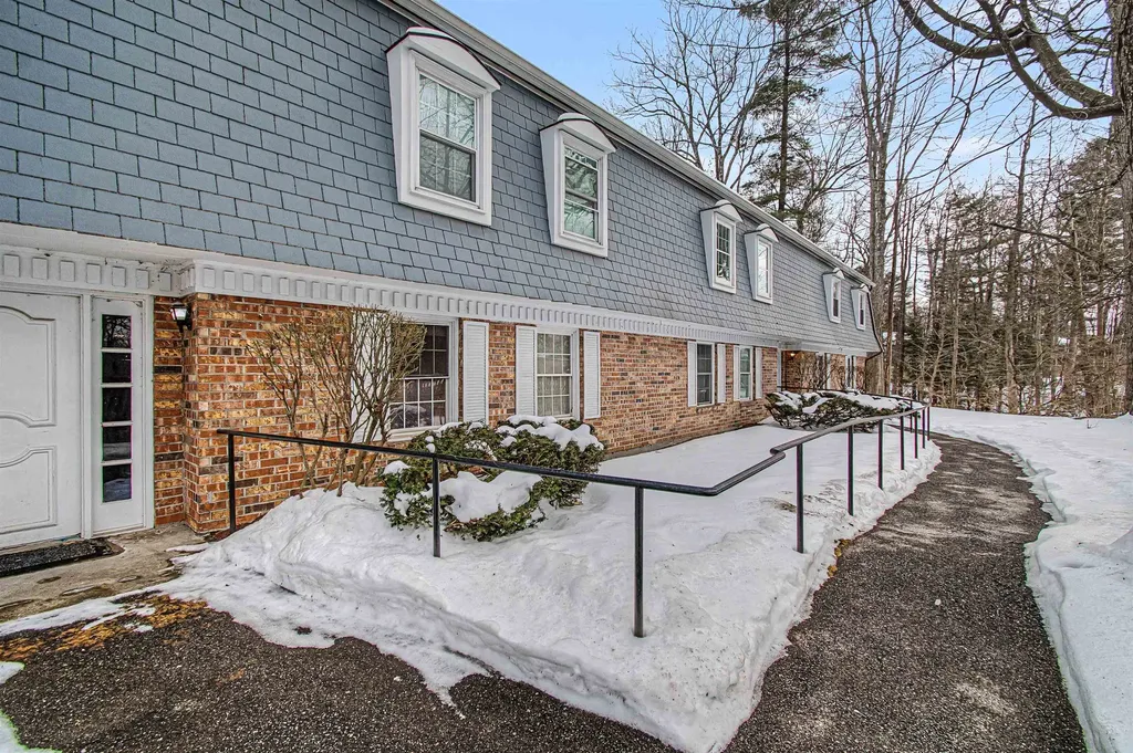 125 Kennedy Drive South Burlington VT 05403