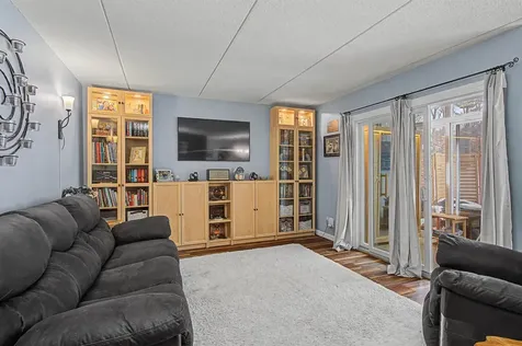 125 Kennedy Drive South Burlington VT 05403