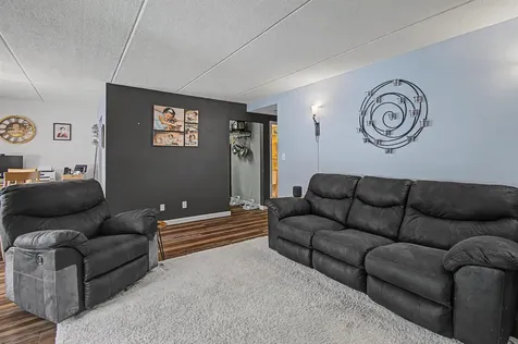 125 Kennedy Drive South Burlington VT 05403