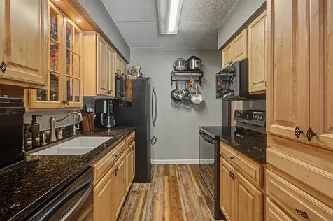 125 Kennedy Drive South Burlington VT 05403