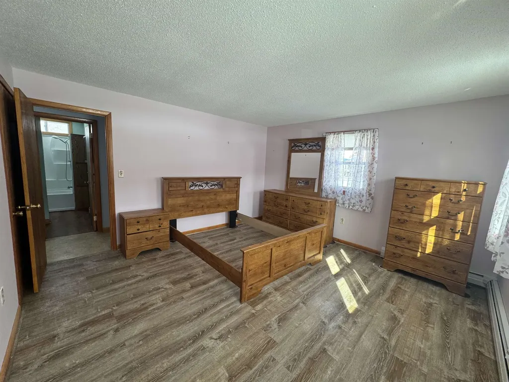 1758 East Road Bennington VT 05201