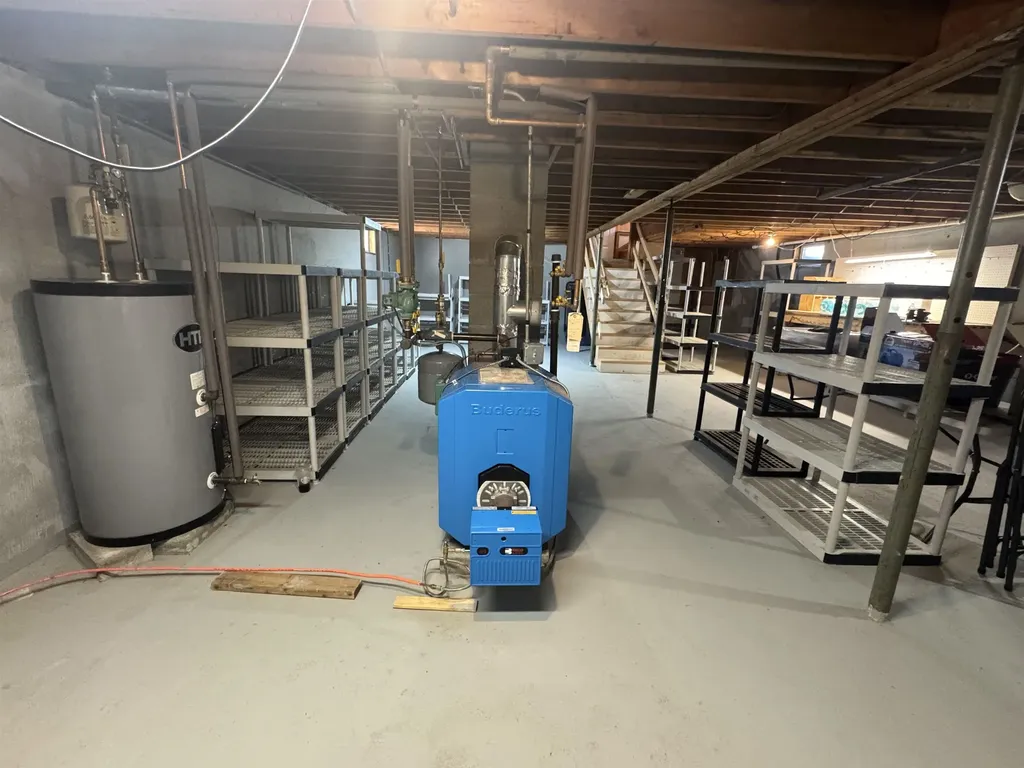 1758 East Road Bennington VT 05201