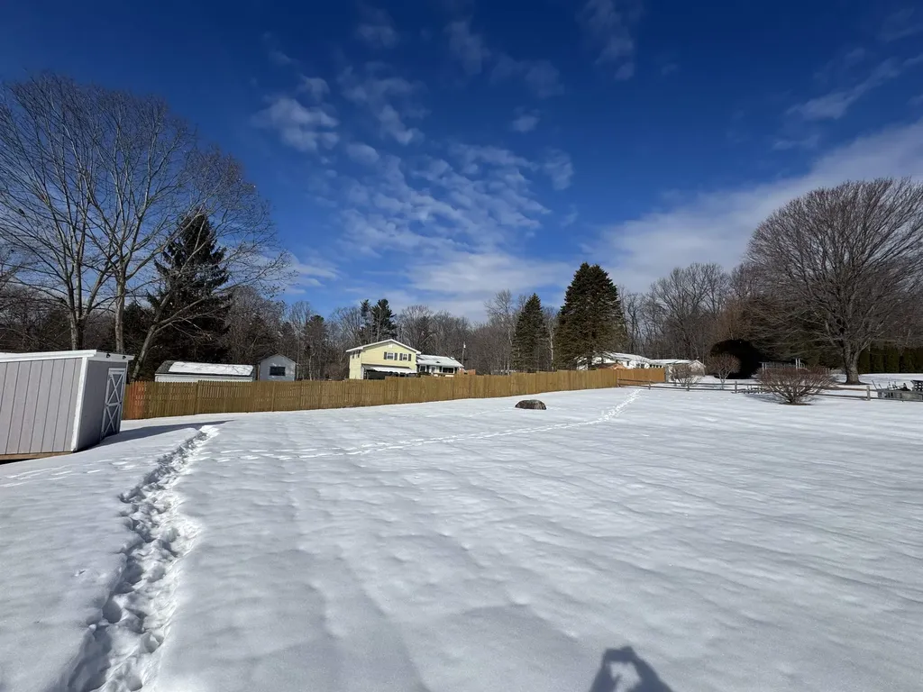 1758 East Road Bennington VT 05201