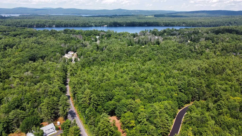 25-1 Winnipesaukee Drive Wolfeboro NH 03894