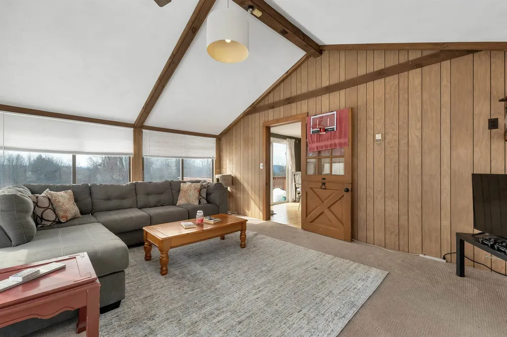 21 Barnard Ridge Road Meredith NH 03253