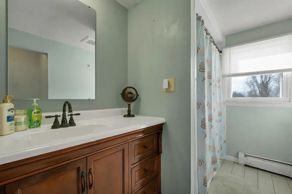 21 Barnard Ridge Road Meredith NH 03253