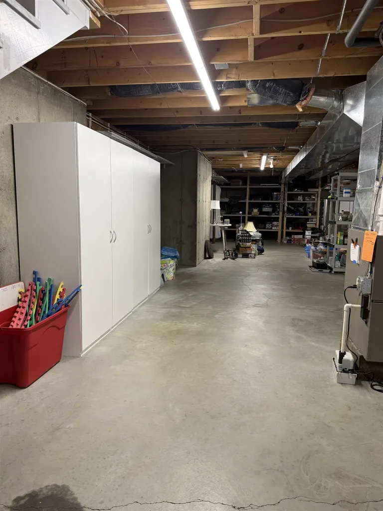 10 Vermont Drive Hartford VT 05001