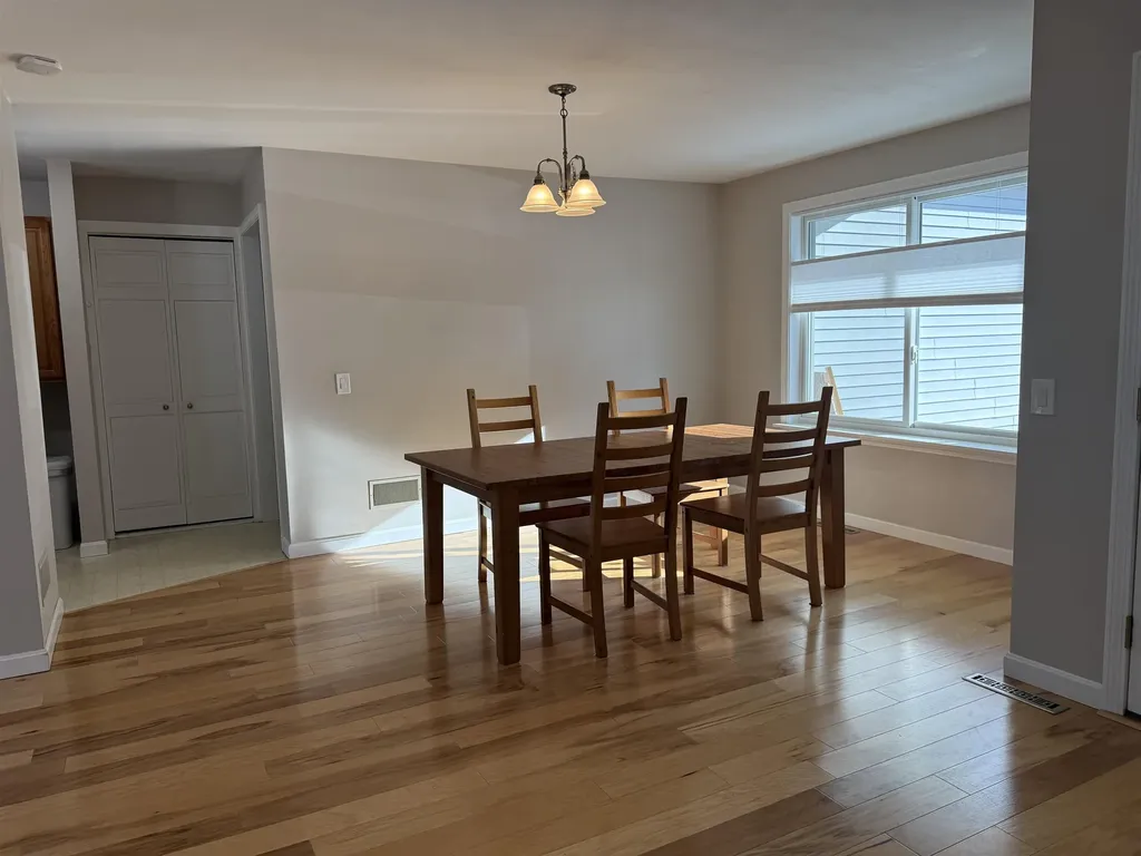 10 Vermont Drive Hartford VT 05001