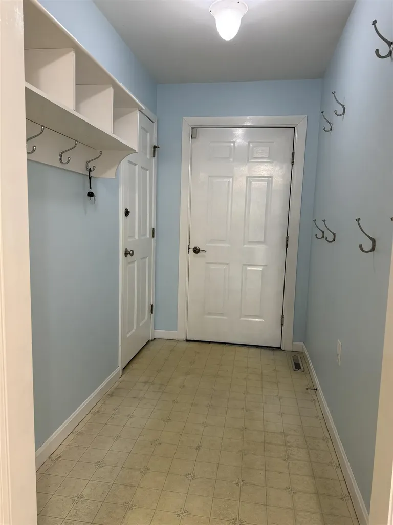 10 Vermont Drive Hartford VT 05001