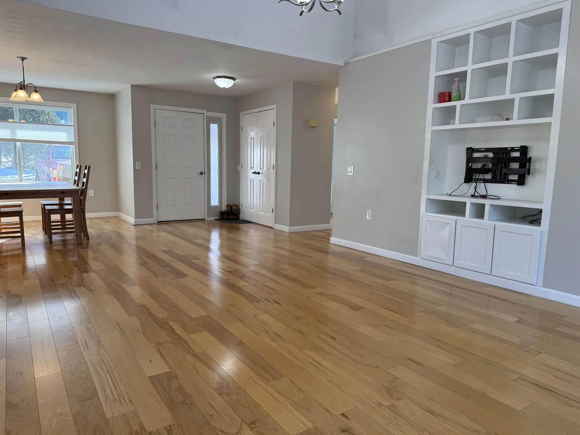 10 Vermont Drive Hartford VT 05001