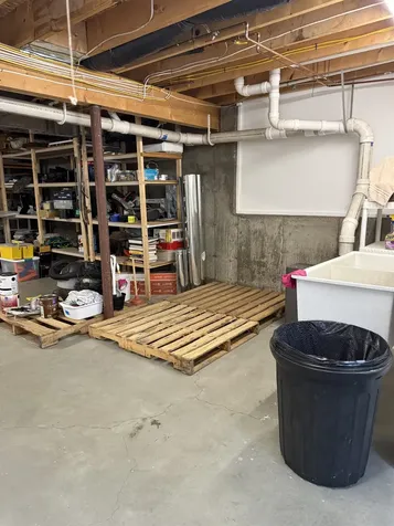 10 Vermont Drive Hartford VT 05001