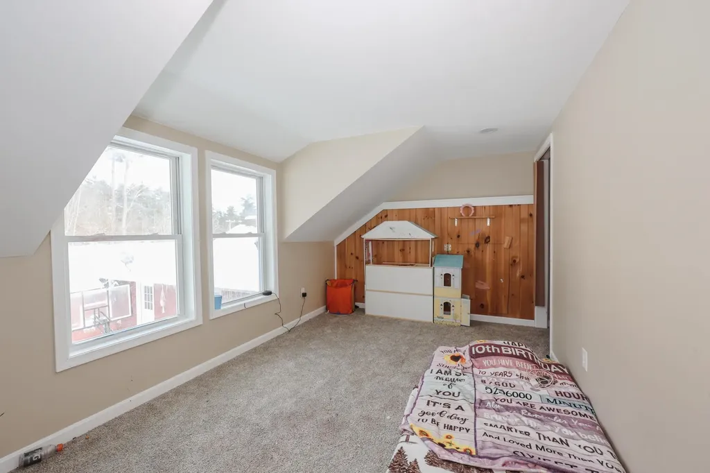 128 N Shore Road Derry NH 03038